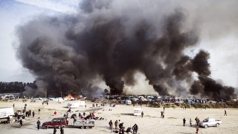 Франция разтуря още един мигрантски лагер