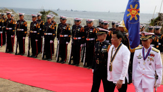 Дутерте обновява филипинската армия с близо 6 млрд. долара