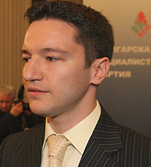 Вигенин критикува Желева за поста й в ЕНП 