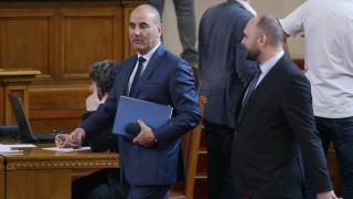 Воля ще ни вади от НАТО Заявката дойде тази сутрин