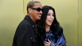 На 76 години Шер не крие че е на крилете на