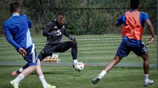 Играчите на Левски Вендерсон Цунами и Матей Маркович взеха