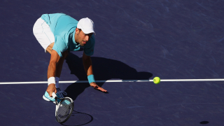 Срива ли се блестящата кариера на Новак Джокович?