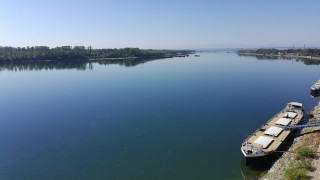 Корабоплаването в българския участък на Дунав е почти невъзможно