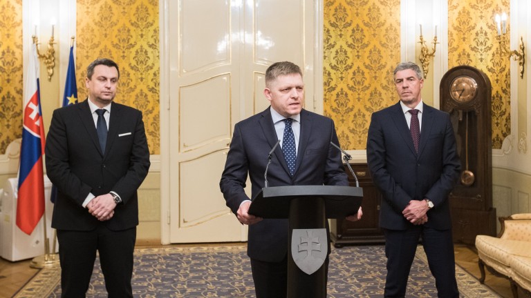 Фицо готов да се оттегли заради убийството на журналиста