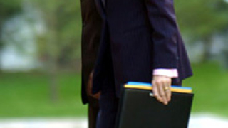 Нанси Макилдауни - мост между София и Анкара