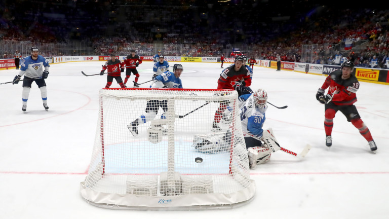 Шведската асоциацията по хокей на лед спря шампионата в страната