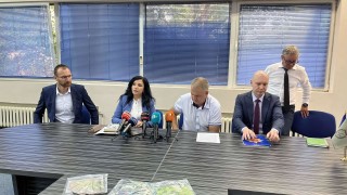 Разбиха организирана престъпна група пласираща фалшиви банкноти в Пловдив На брифинг