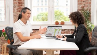 В днешната бързо променяща се бизнес среда информацията е един