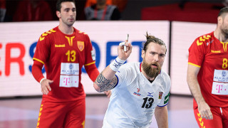 Олимпийският шампион Дания стана първият отбор класирал се за полуфинал