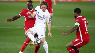 Трент Александър Арнолд и Наби Кейта са поредните играчи станали жертва