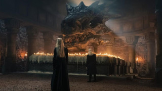 Към момента  Домът на дракона House of the Dragon  се представя точно