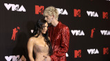 Меган Фокс, Machine Gun Kelly и появата им на червения килим на MTV VMAs