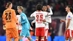 "Червените бикове" прегазиха Хофе