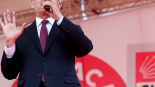 Турската опозиция в опит да свали партията на Ердоган от власт