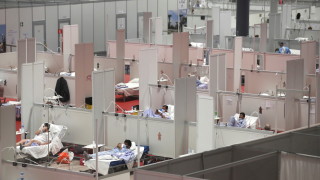 За свят който се бори с новия коронавирус COVID 19 става