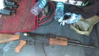 52 годишен мъж е задържан за незаконно държане на оръжие и