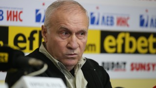 Стефан Аладжов поздрави всички левскари за 106 тия рожден ден на любимия им