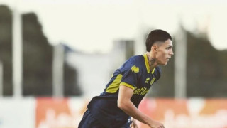 Левски кръжи около голаджия на Септември (София)