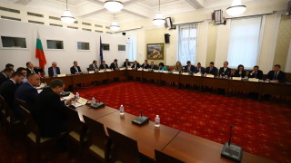 Темата с вчерашните преговори с миньорите продължи и тази сутрин