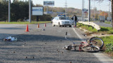 Велосипедист загина под гумите на кола в Казанлък