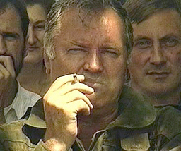 Пуснаха Младич на гроба на дъщеря му