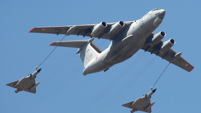Индия отказа на Airbus, иска руски самолети – цистерни за $2 милиарда