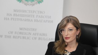 България подкрепя суверенитета на Чехия и Украйна и изразява пълна