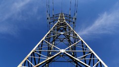 Ковачева поиска от КЕВР да не вдига цените на тока и парното