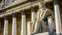 Френските депутати одобриха изненадващи данъчни увеличения за мултинационални компании