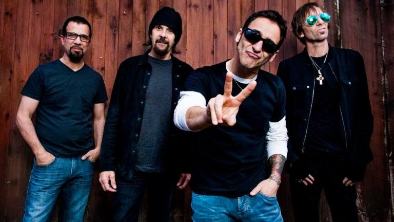 Макар вокалистът на Godsmack Съли Ерна отдавна да е любимец