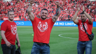 Олимпийският шампион по вдигане на тежести Карлос Насар се върна