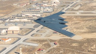 Пентагонът дава под наем земя в някои от най-важните US авиобази