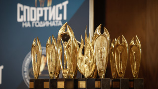 Новият световен шампион в щангите Карлос Насар е абсолютен