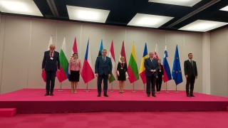 Министрите от Вишеградската четворка и България подписаха декларация за обща