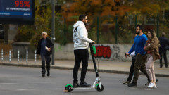 До 5 км/ч с тротинетка в парковете в София от днес