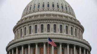 Политиците в Сената на САЩ приеха двупартиен законопроект за спиране