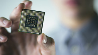 Южна Корея представи чип с изкуствен интелект, търсейки лидерство на пазара на полупроводници