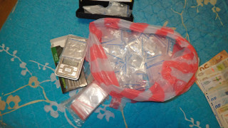 74 годишен пласьор на кокаин е арестуван при полицейска операция срещу