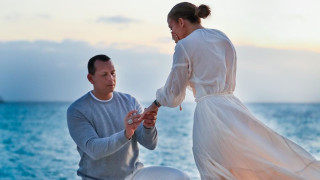 Дженифър Лопес и Алекс Родригес се сгодиха преди около месец