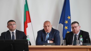 Мъж е заловен и обвинен за изнасилване и убийство на