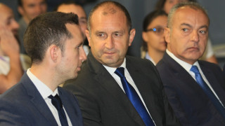 За Румен Радев назначаването на Маринов за министър е парадоксално