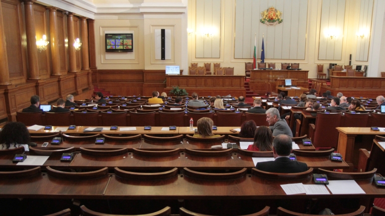 1,2 млн. лв. похарчили депутатите от 43-ия парламент за командировки в чужбина