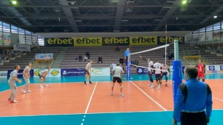 Националният отбор на България по волейбол започна 2020 година с