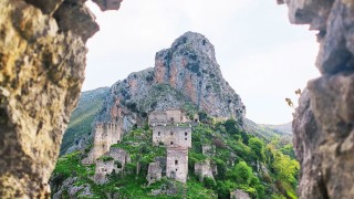 Когато решиш да си купиш цяло изоставено село