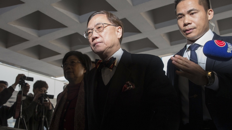 Бивш лидер на Хонконг ще лежи 20 месеца за корупция