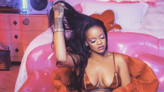 Червените секси провокациите на Риана