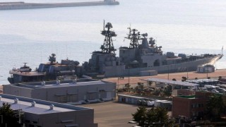 Руският военен кораб Иван Хурс е бил нападнат от безпилотни