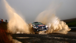 Себастиен Ожие се приближи до петата си световна титла в