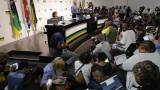  Президентът на ЮАР Зума би трябвало да подаде оставка, взеха решение ръководещите 